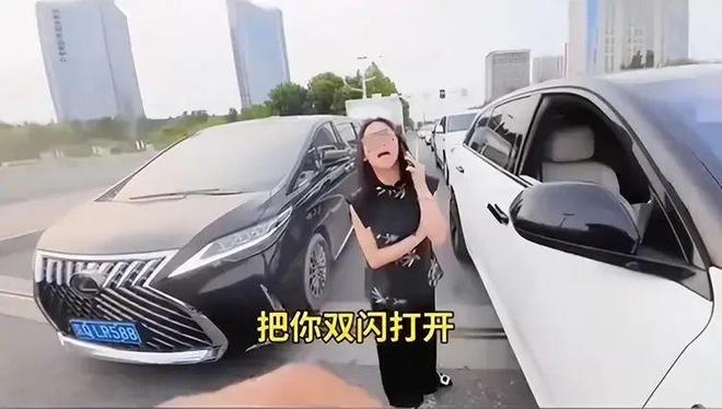：女司机气到流产公布完整行车记录仪pg模拟器河北女司机与骑手冲突后续(图5)